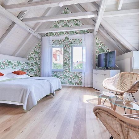 Bei Meyers Schlafen & Feiern Hotel Bohlen  Bagian luar foto