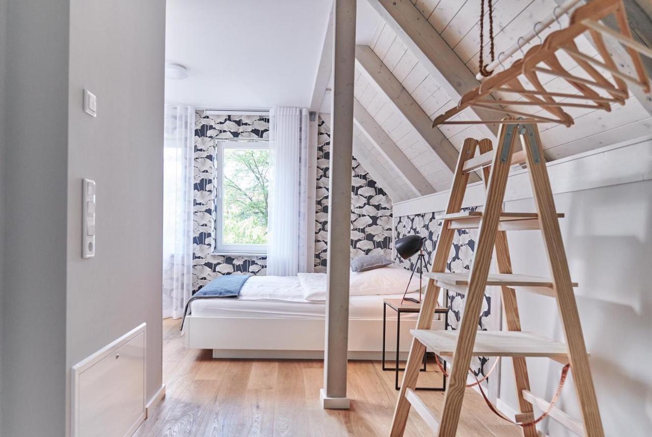 Bei Meyers Schlafen & Feiern Hotel Bohlen  Bagian luar foto